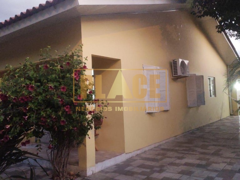 CASA BAIRRO ENGENHOPLACE - Negócios Imobiliários