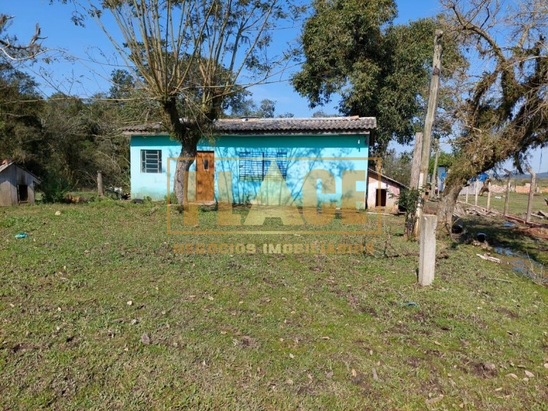 CASA BAIRRO PEDRAS BRANCASPLACE - Negócios Imobiliários