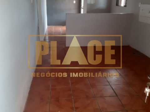 CASA BAIRRO VILA ELZA - PLACE - Negócios Imobiliários - 1